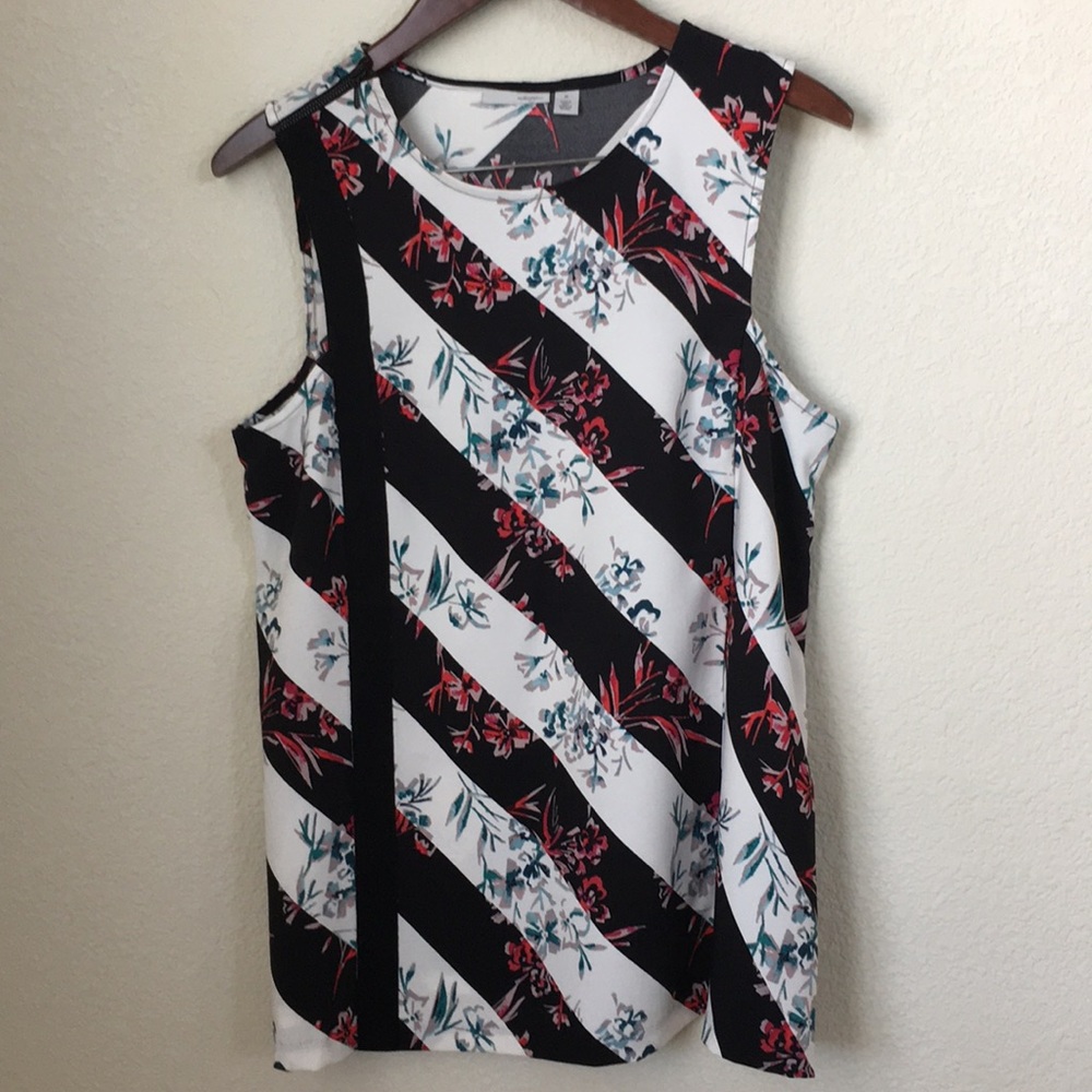 NWOT Halogen Sleeveless Top